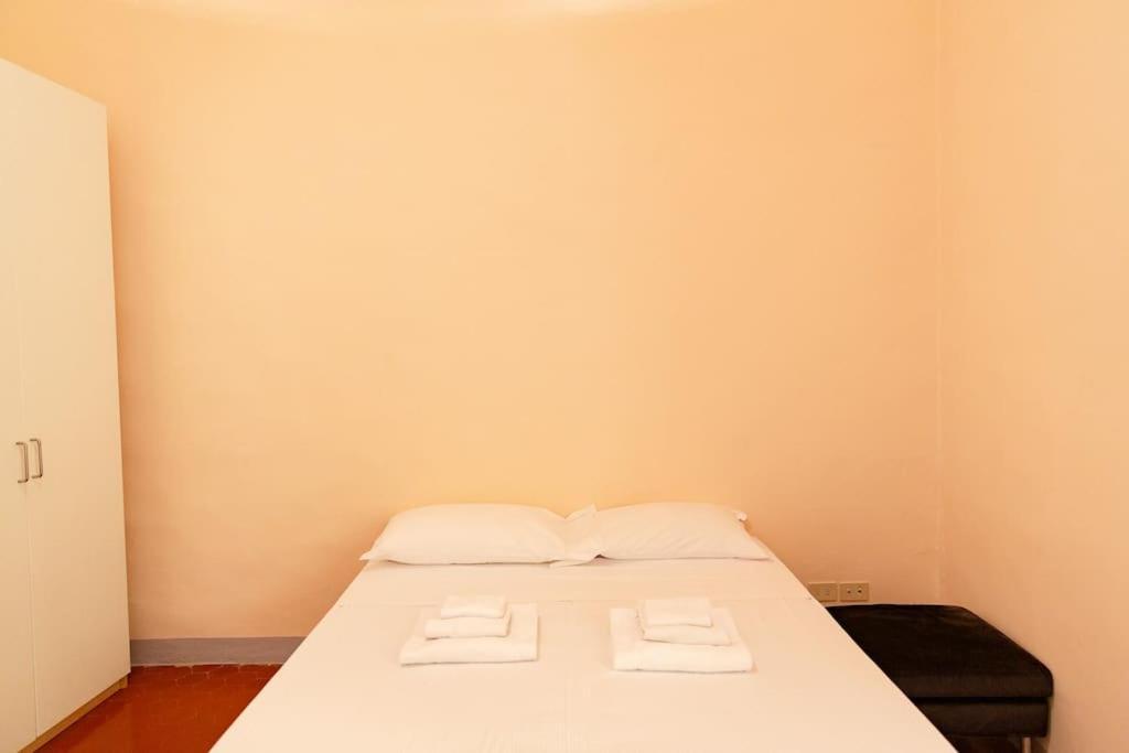 Elegant Apartment Near Piazza Della Signoria Florence Exterior photo